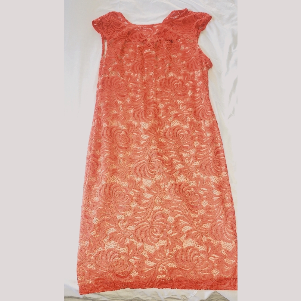 Dress worn once, in very good condition.